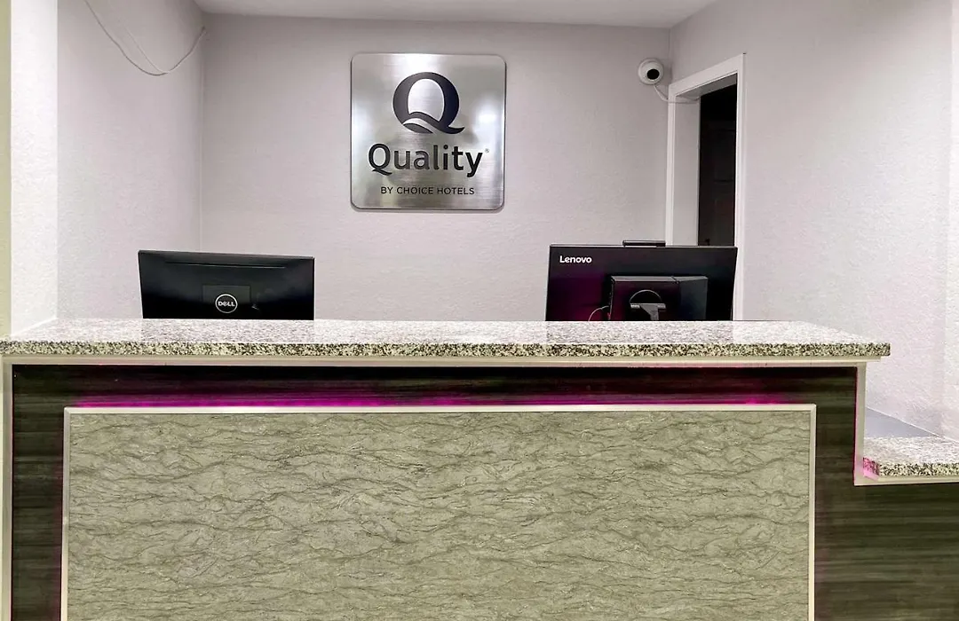 Quality Inn & Suites Columbus West-1