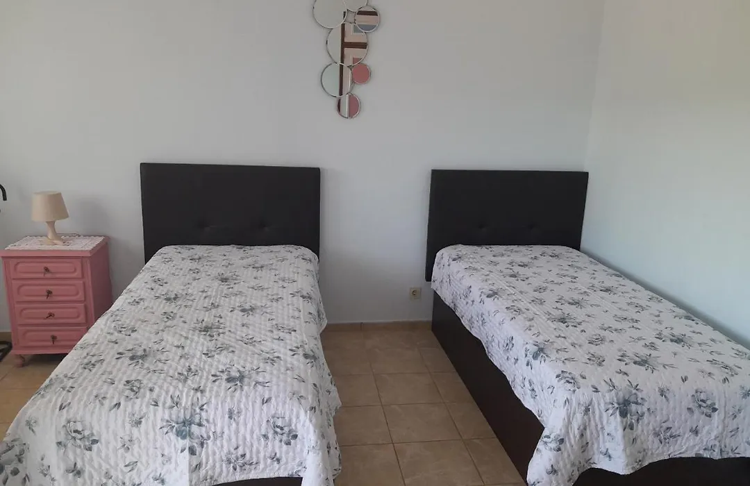 Residence 1000 Roses-1