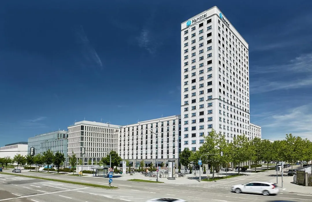 Hotel Muenchen-Olympiapark-1