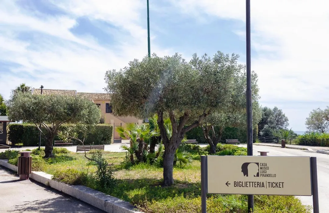 B&B Pirandello - Residence Villa Margherita-1
