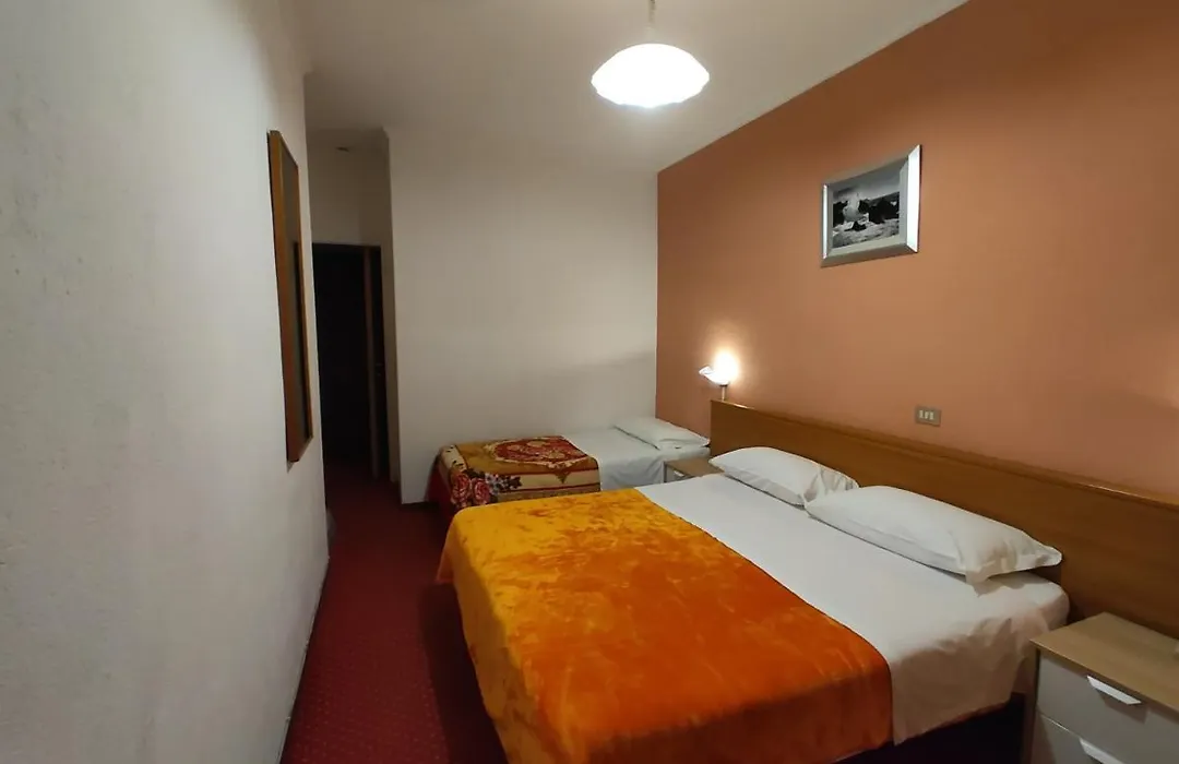 Hotel Sorriso-1
