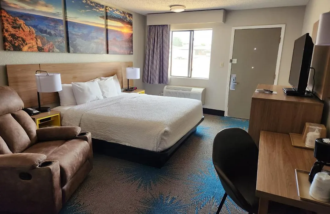 Days Inn By Wyndham Tucumcari-1