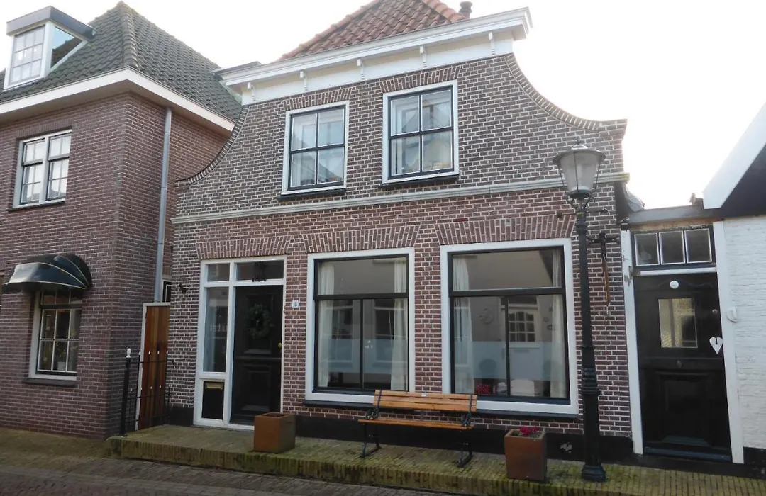 B&B Bureau Warmoesstraat-1