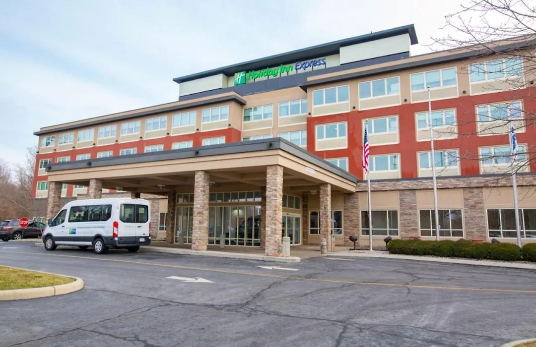 Holiday Inn Express Columbus Airport Easton-1
