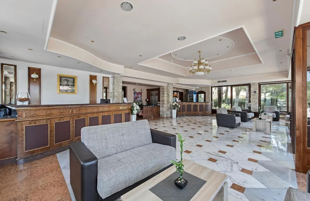 Minerva Hotel-1