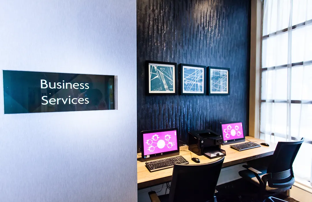 Crowne Plaza Leeds By Ihg-1