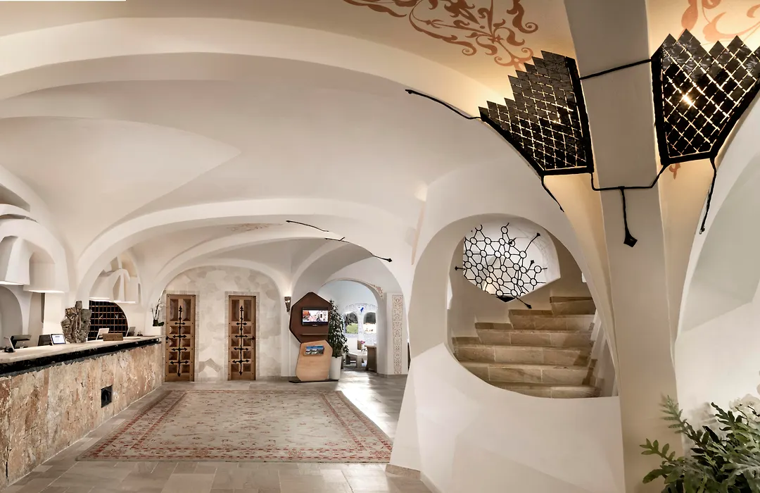 Grand Hotel Poltu Quatu-1