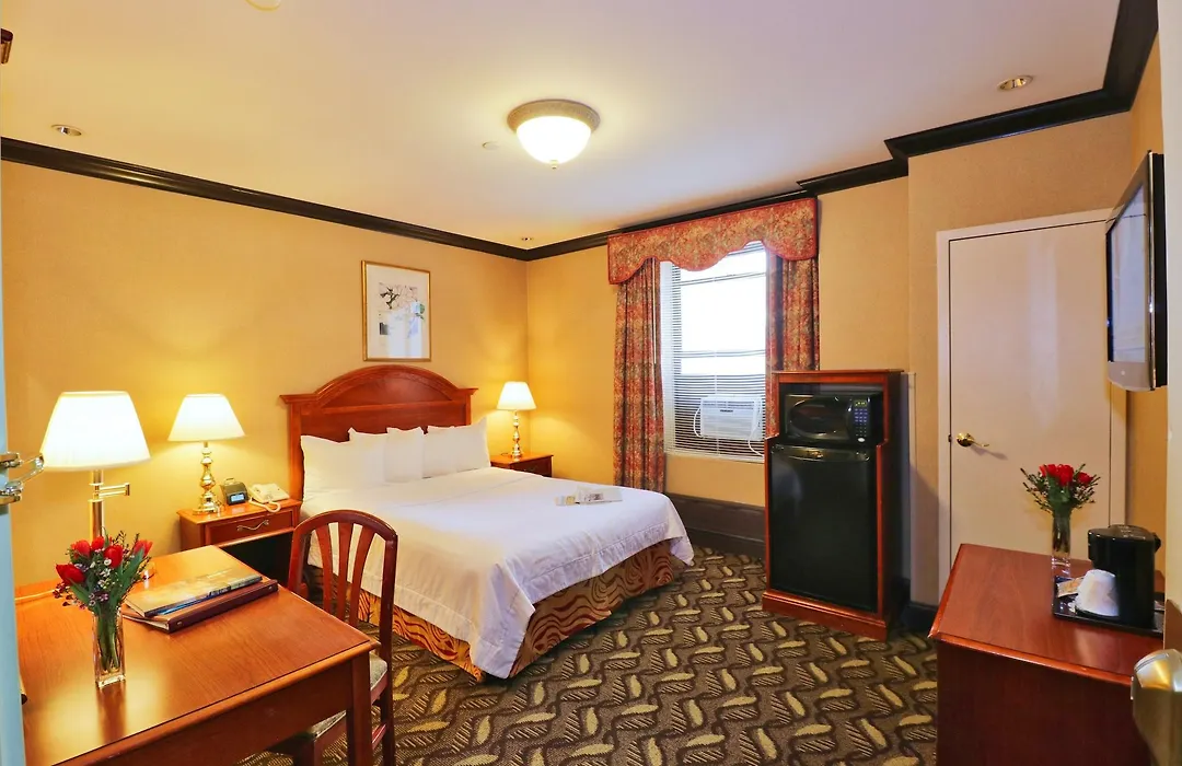 Hotel Newton-1