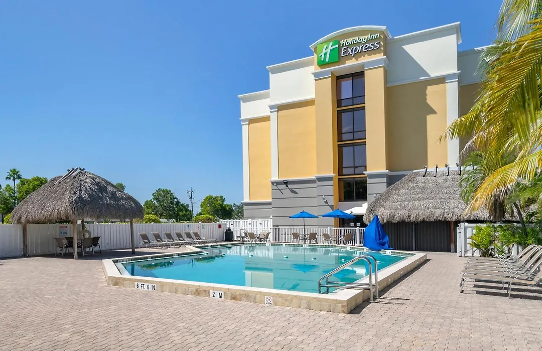 Holiday Inn Express Cape Coral-Fort Myers Area By Ihg-1