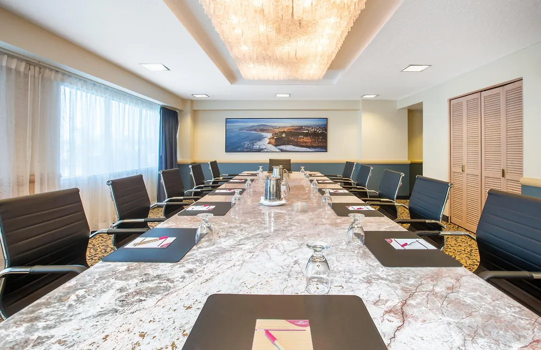 Crowne Plaza Hotel Los Angeles Harbor By Ihg-1