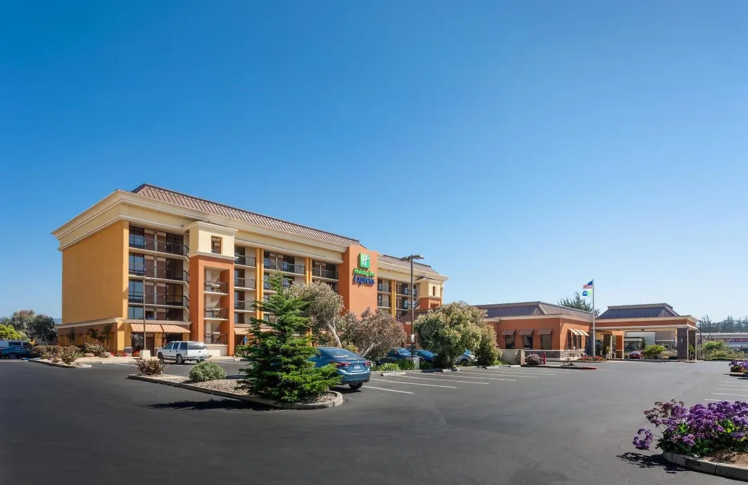 Holiday Inn Express At Monterey Bay By Ihg-1