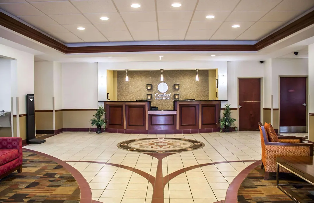 Comfort Inn & Suites Kent - University Area-1