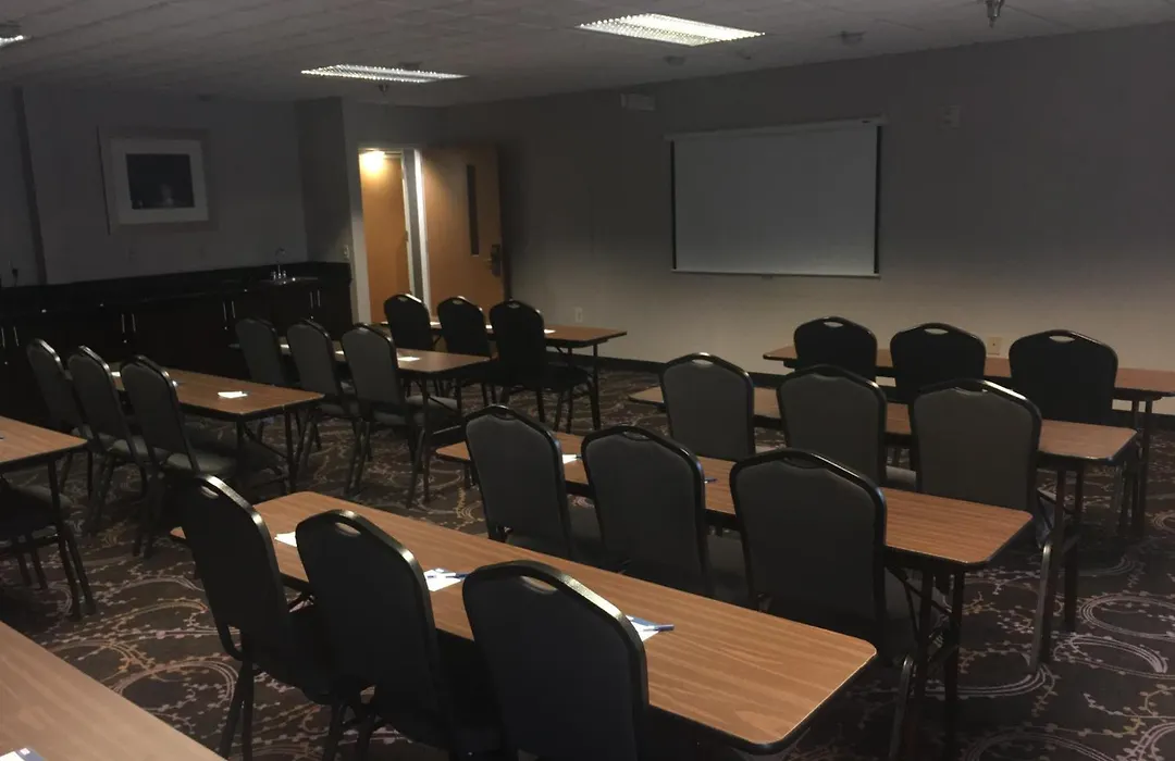 Holiday Inn Express Hotel & Suites Laurinburg By Ihg-1