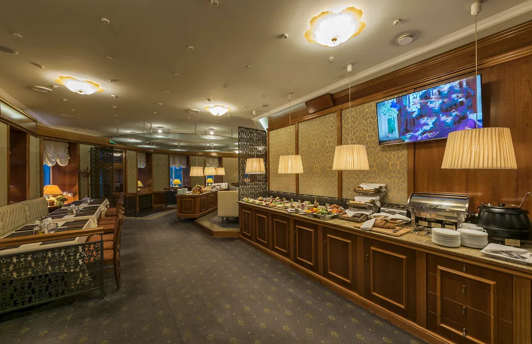 Congress Hotel-1