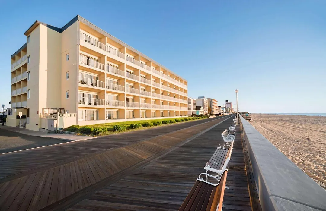 Howard Johnson By Wyndham Ocean City Oceanfront-1