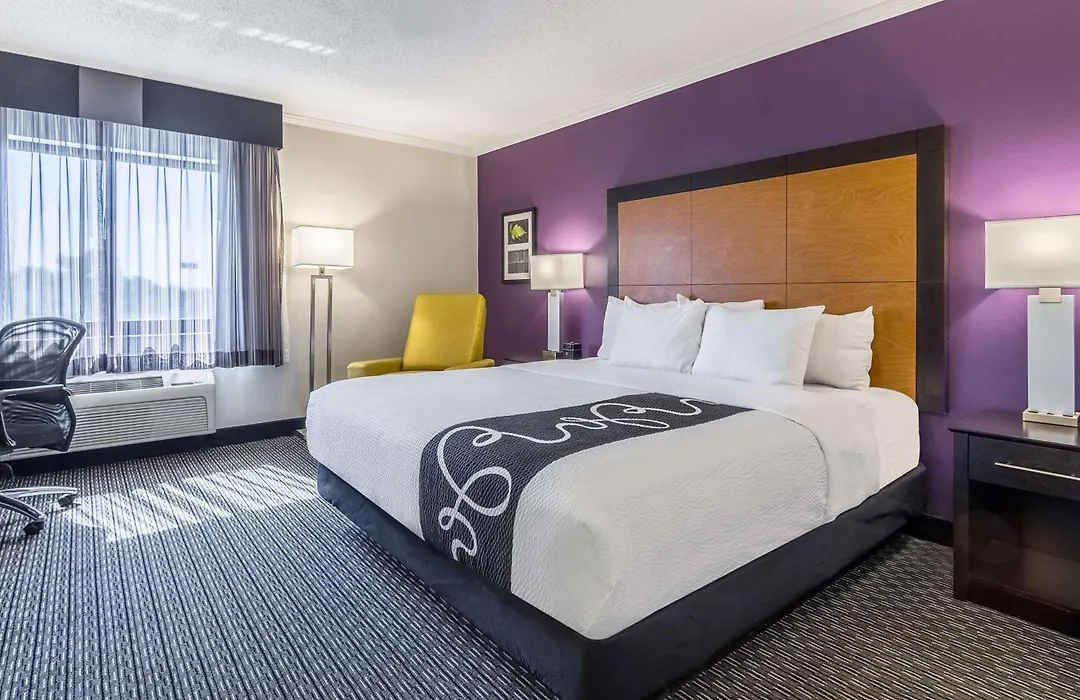 La Quinta By Wyndham Phoenix Mesa West-1
