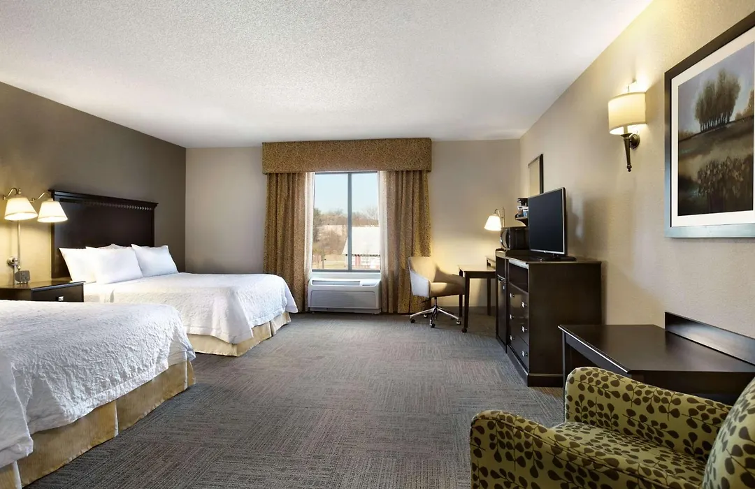 Hampton Inn & Suites Mahwah-1