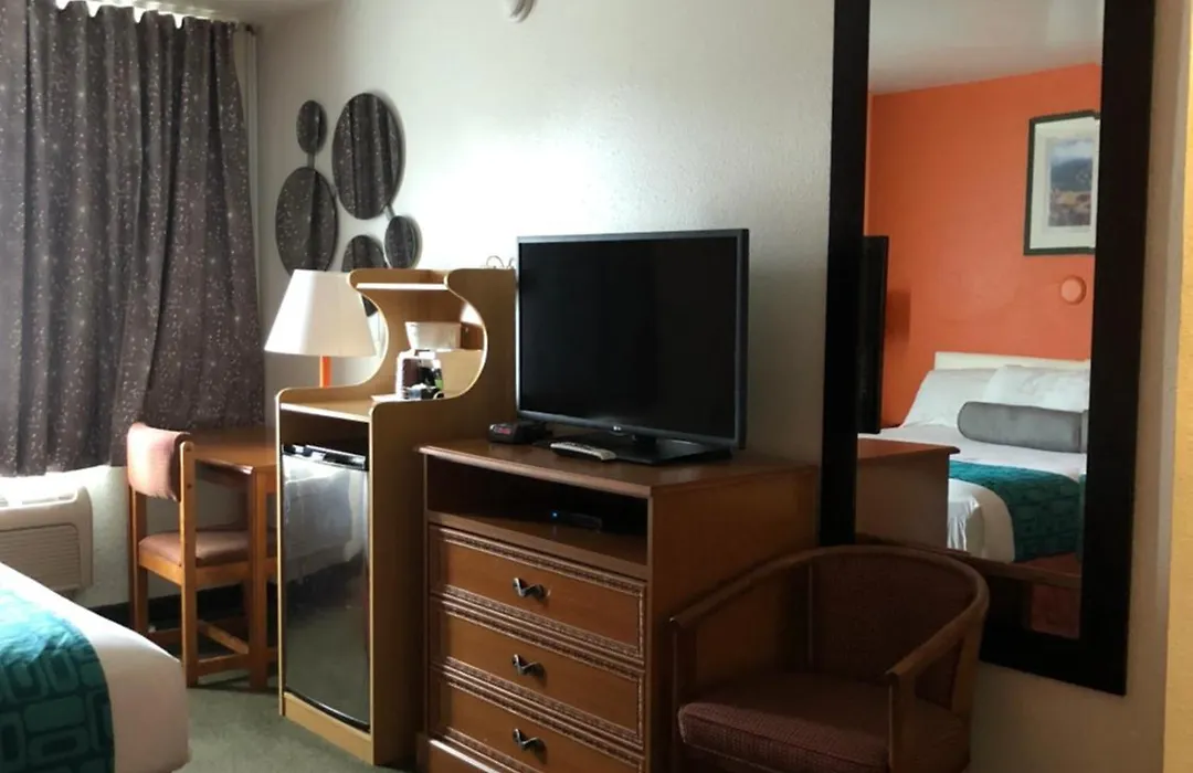 Howard Johnson By Wyndham Salem-1