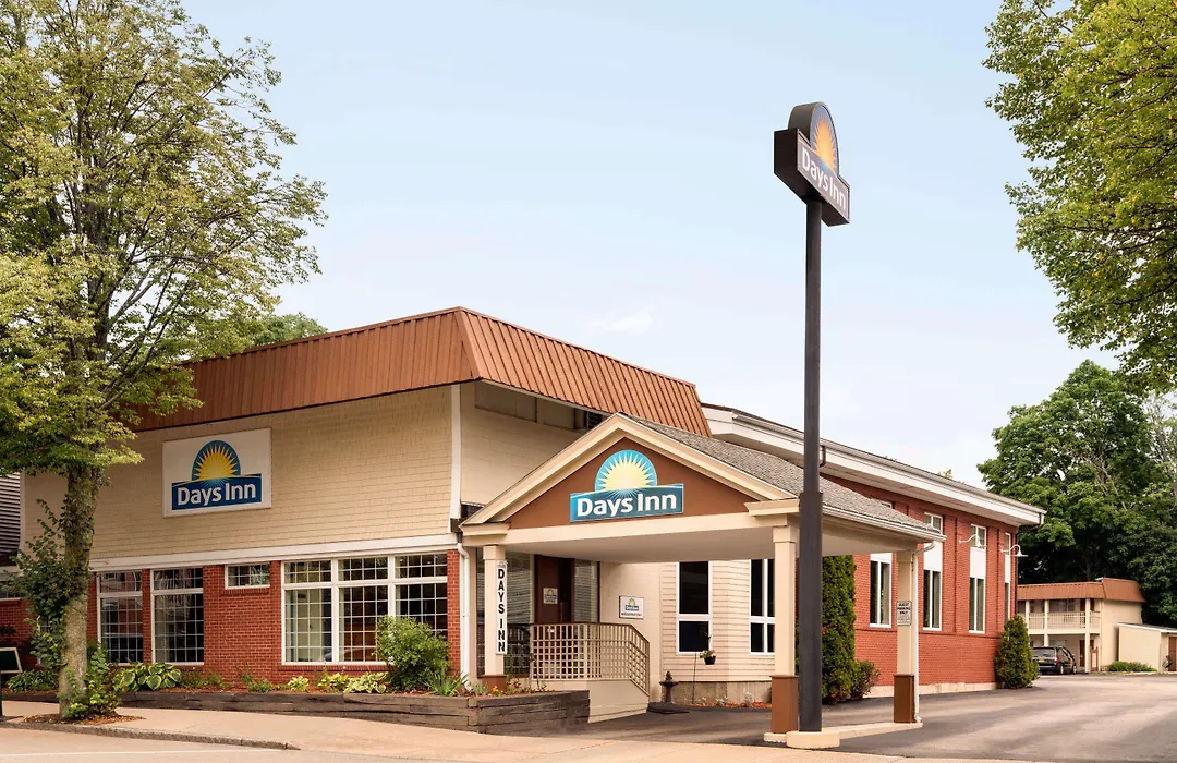 Days Inn By Wyndham Dover-1