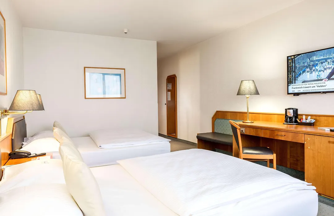 Leoso Hotel Ludwigshafen-1