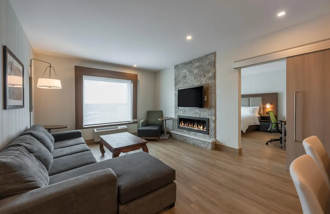Holiday Inn Express & Suites Moncton By Ihg-1