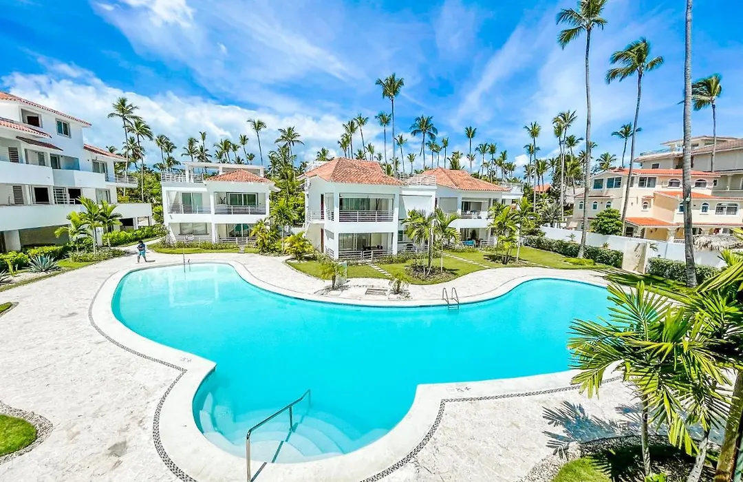 Vacation Villas & Apartments Long Term Rentals Bavaro Los Corales Wifi Bbq-1