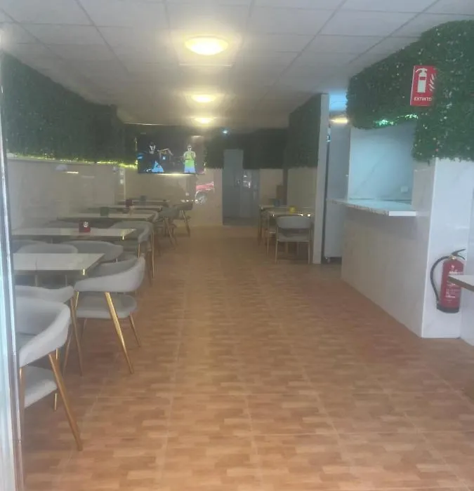 Limin Hostel Capsules-1