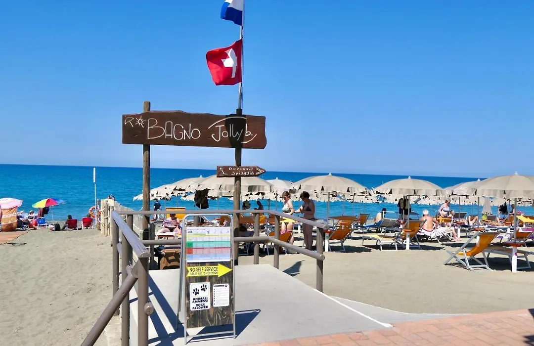 Isa-Residence With Swimming-Pool In Marina D Bibbona At Only 300 M From The Beach-1