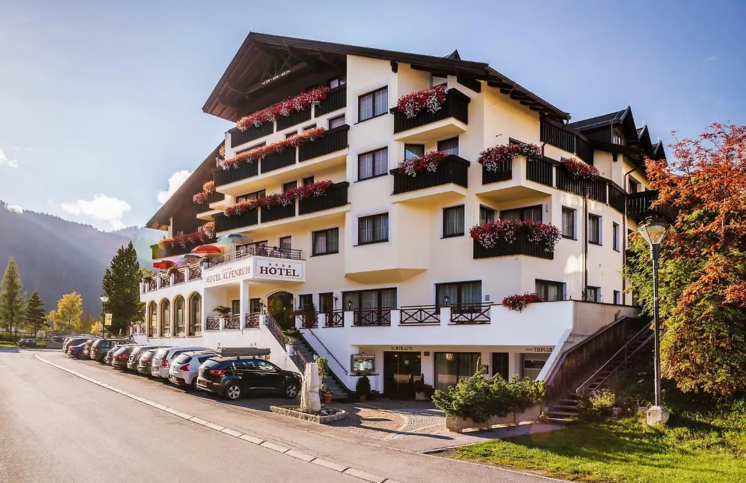 Hotel Garni Alpenruh-Micheluzzi-1