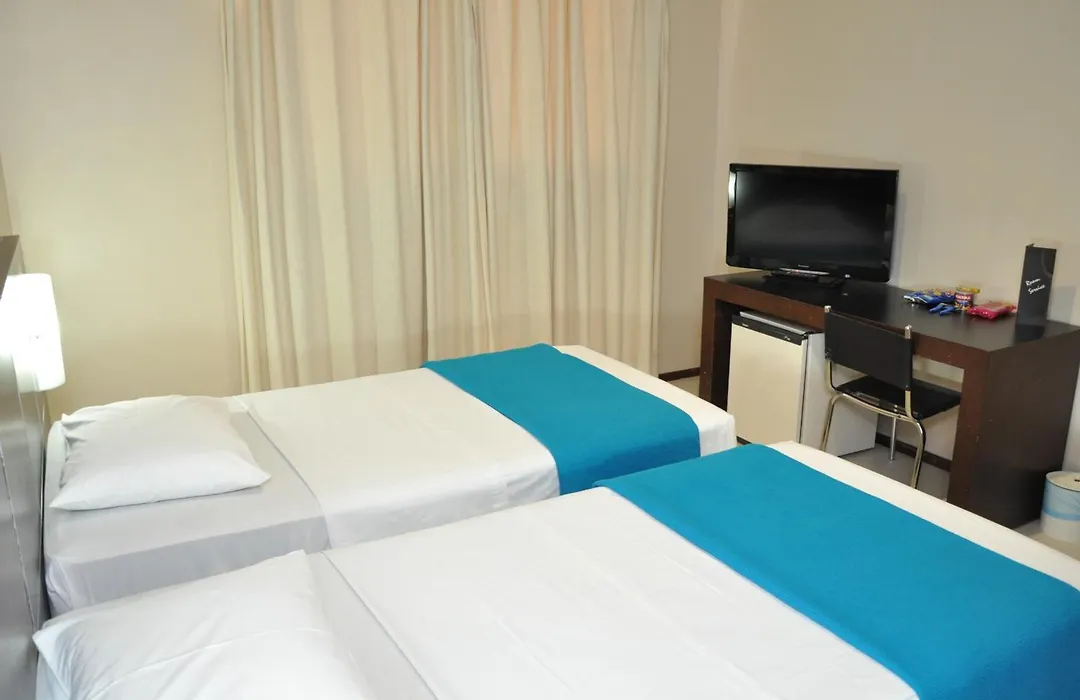 Crystal Plaza Hotel-1