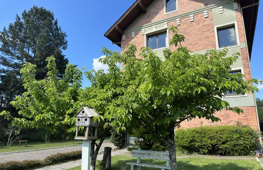 Luzzy Hotel-1
