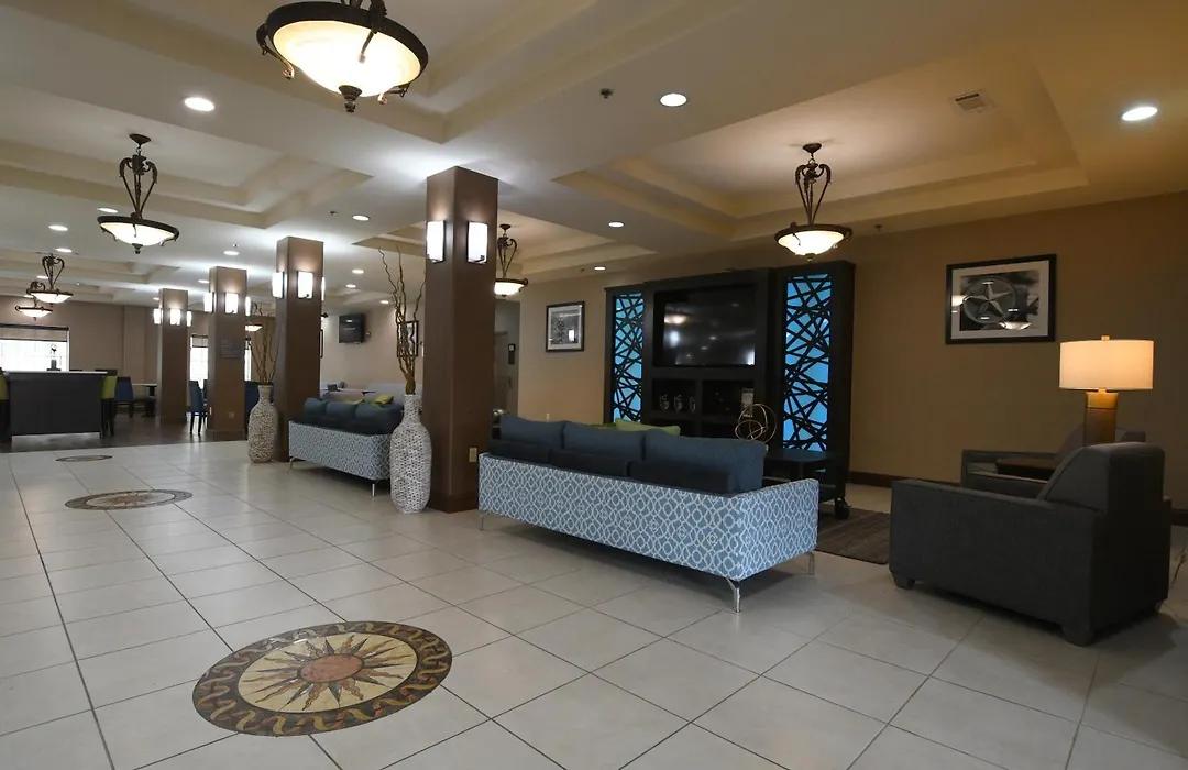 Baymont Inn & Suites By Wyndham Glen Rose-1
