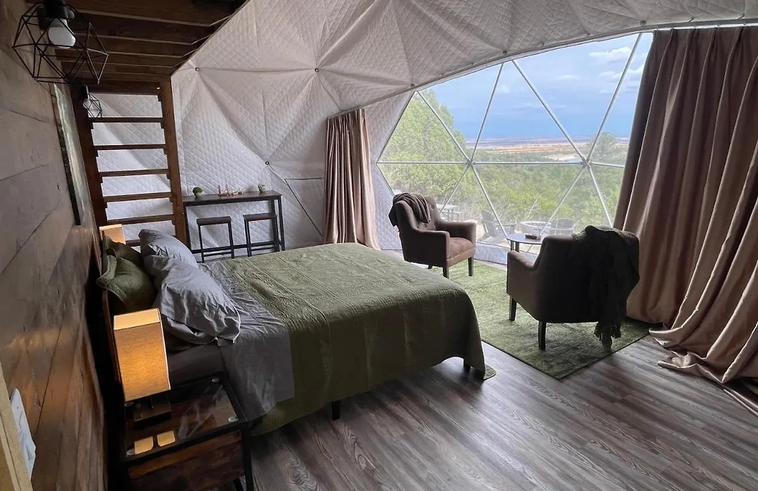 Canyon Rim Domes - A Luxury Glamping Experience!!-1