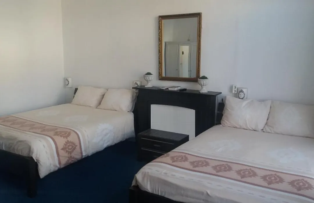 All-In Hotel-1