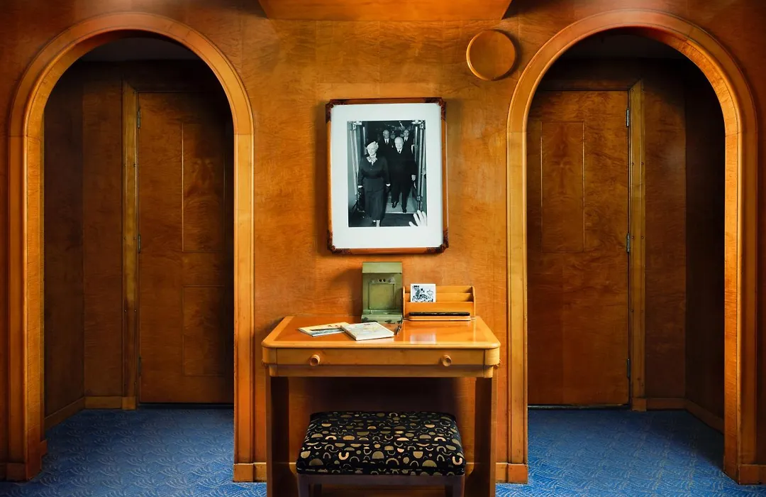The Queen Mary-1