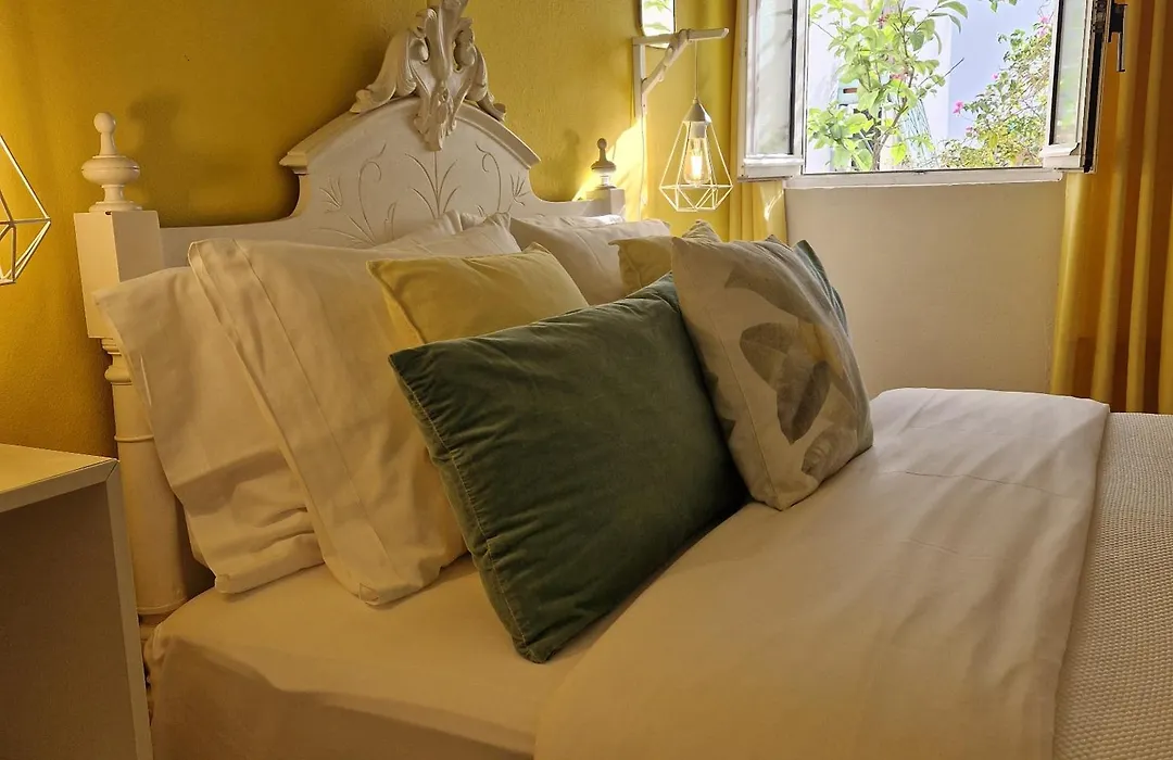 Bea'S Bed & Breakfast-1