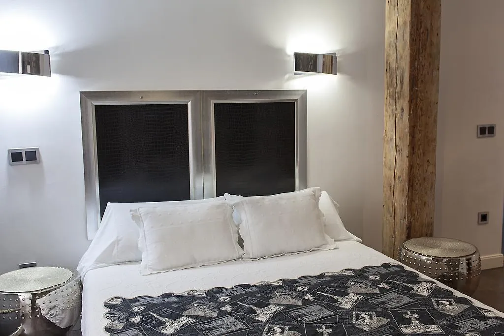 Hostal Jardin Secreto-1