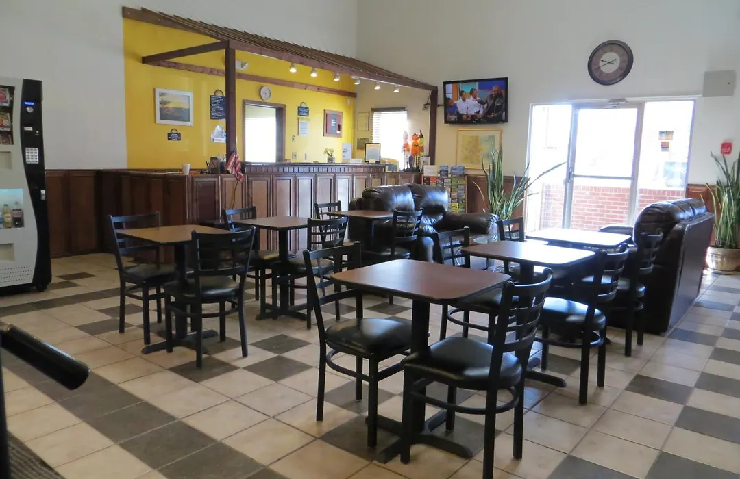 Days Inn By Wyndham Alamosa-1