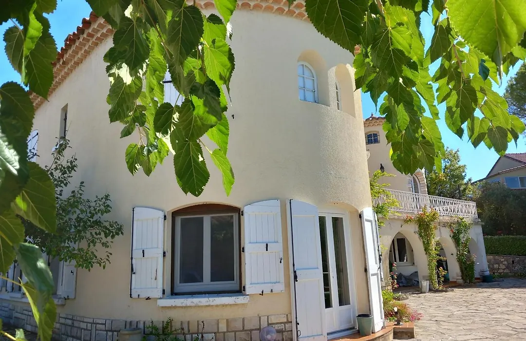 le relais fleuri-1