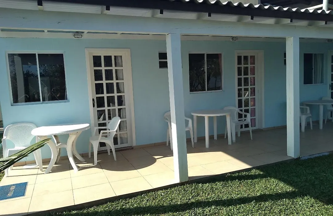 Quarto Com Cozinha E Churasqueira Individual.-1