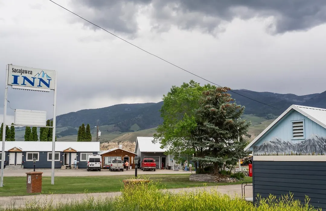 Sacajawea Inn-1
