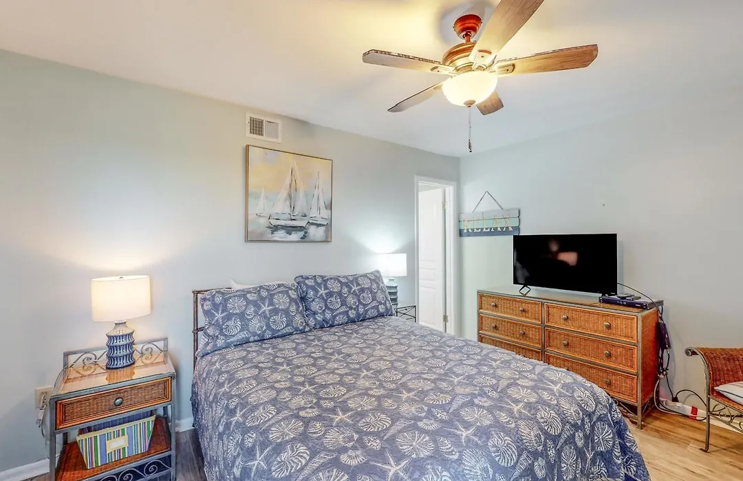 Island Winds West #578-1