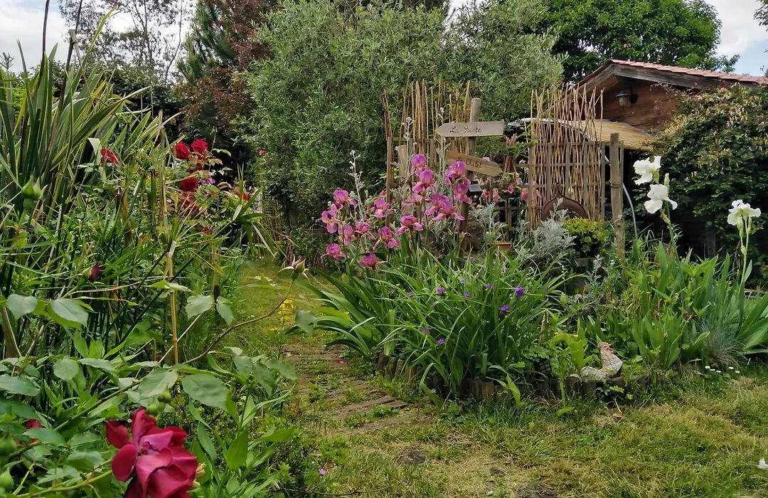 Le chalet du Jardin caché-1