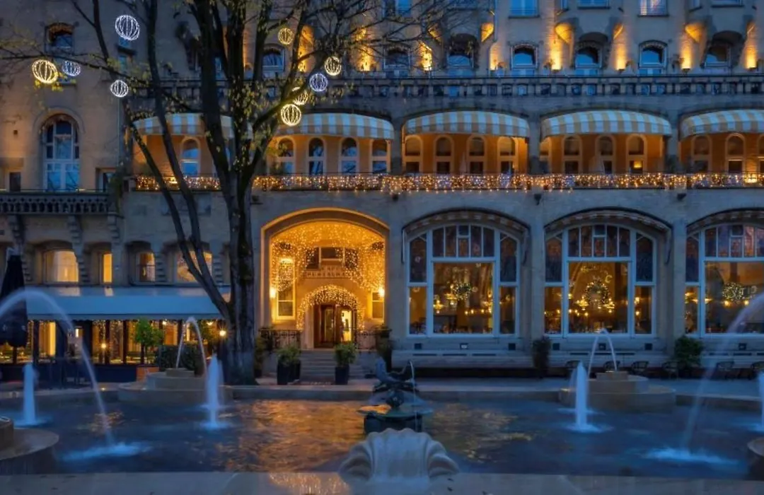 Clayton Hotel Amsterdam American-1