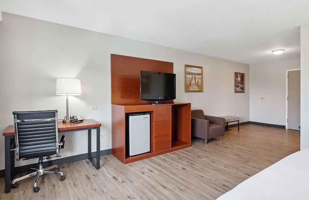 Saco Bay Hotel-1