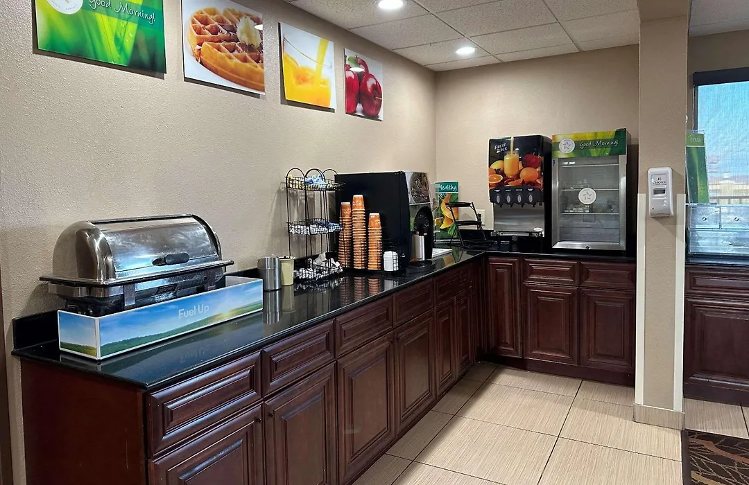 Quality Inn Perryville I-55-1