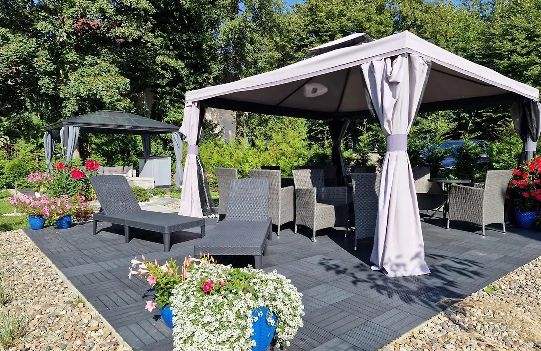 Villa Babette - PARKING, Wi-Fi, Reinigung - alles im Preis inbegriffen!-1