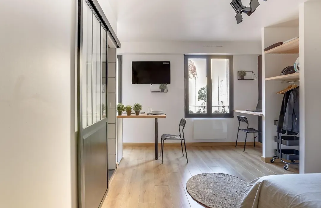 Suites Independantes Toutes Equipees Nancy Hyper Centre-1