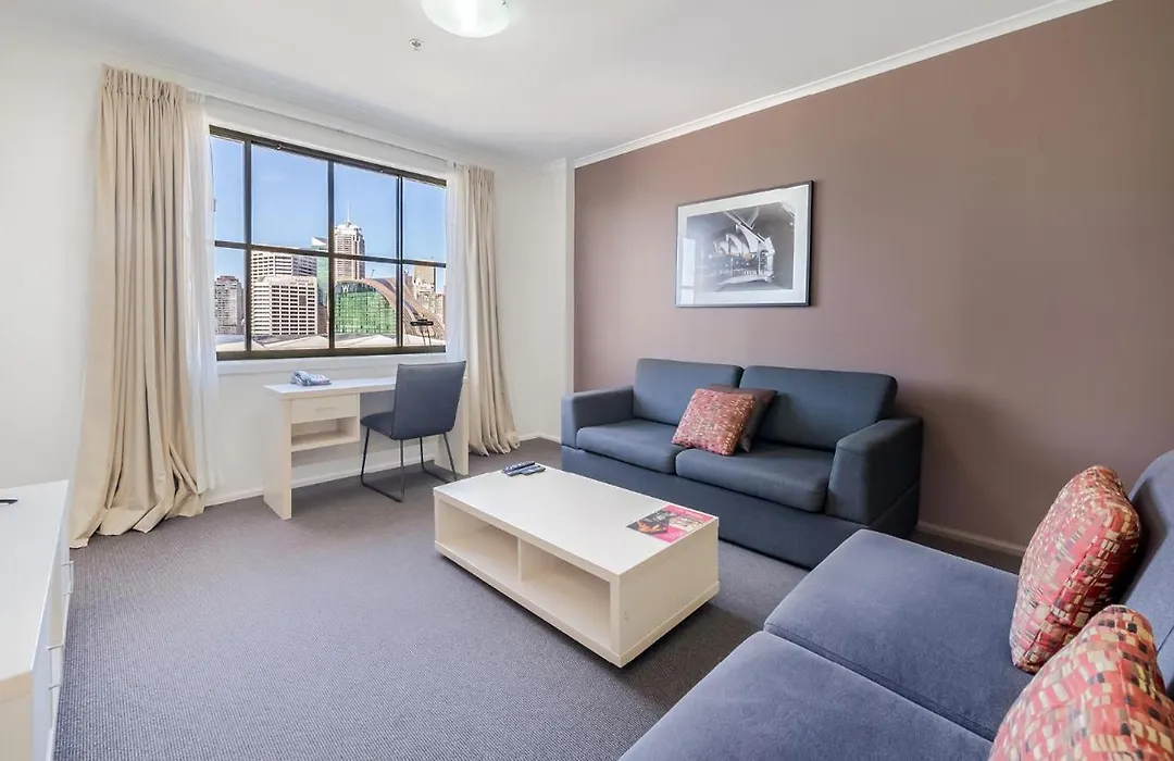 Oaks Sydney Goldsbrough Suites-1