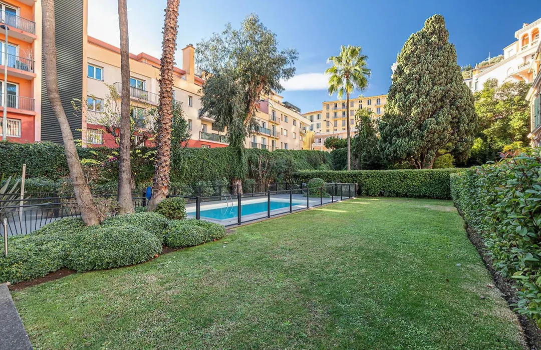 Intercontinental Superbe Appartement Avec Piscine-1